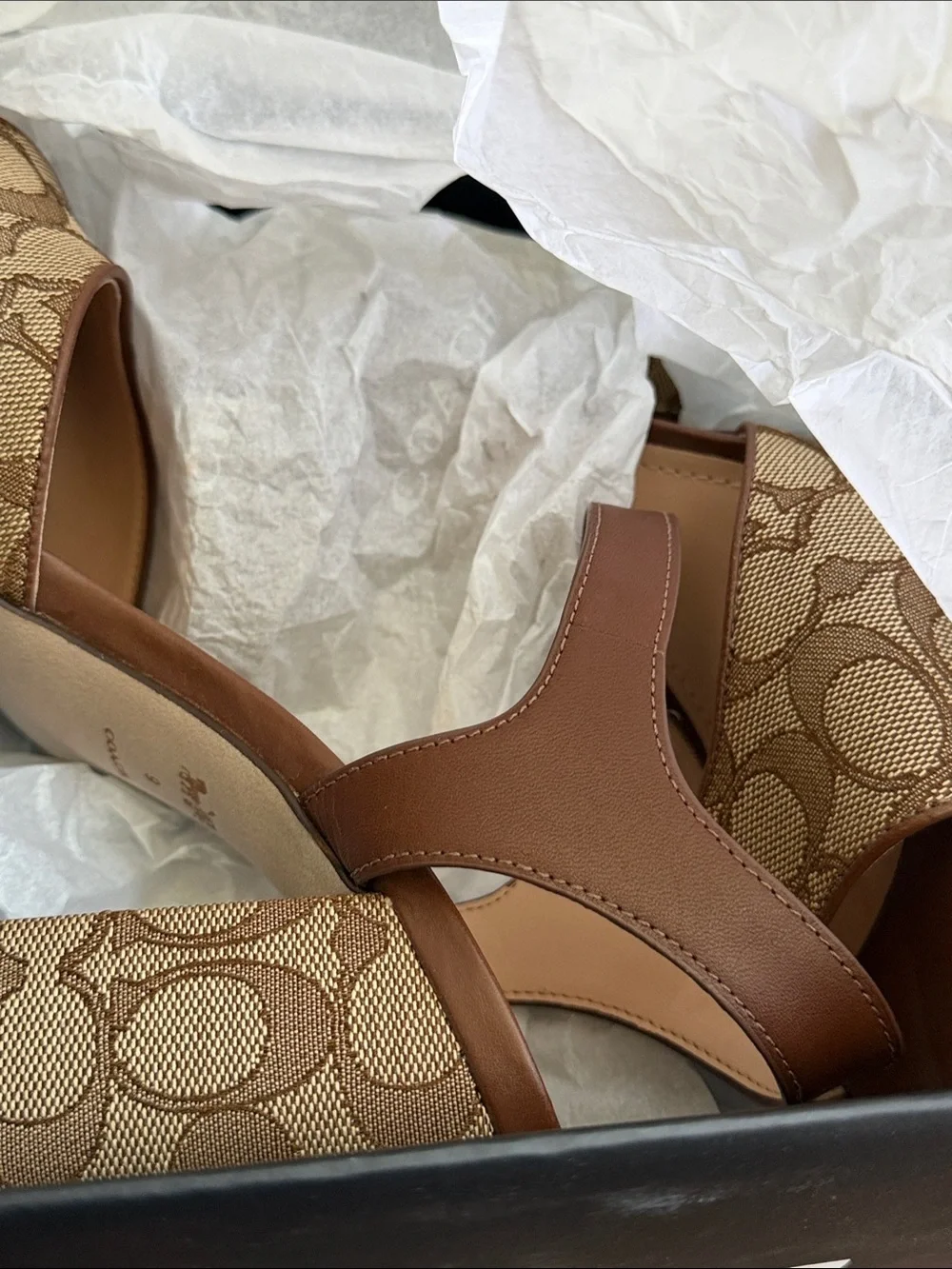 NIB Coach Marla Signature Canvas Sandals Size 9